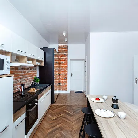 Wspolna 54a - Bezplatny Parking 450m - Balkon * Varsovia