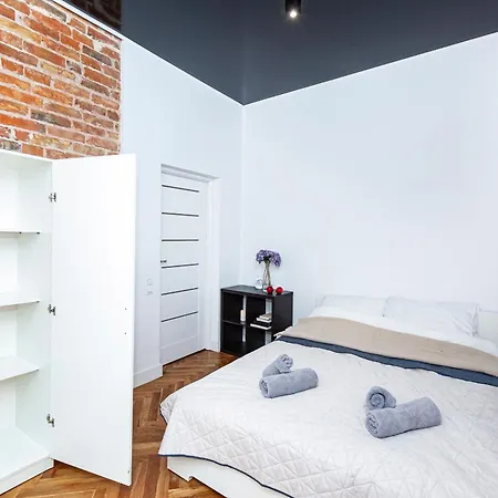 Wspolna 54a - Bezplatny Parking 450m - Balkon Varsovia