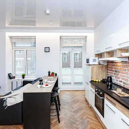 Apartment Wspolna 54a - Bezplatny Parking 450m - Balkon Warsaw